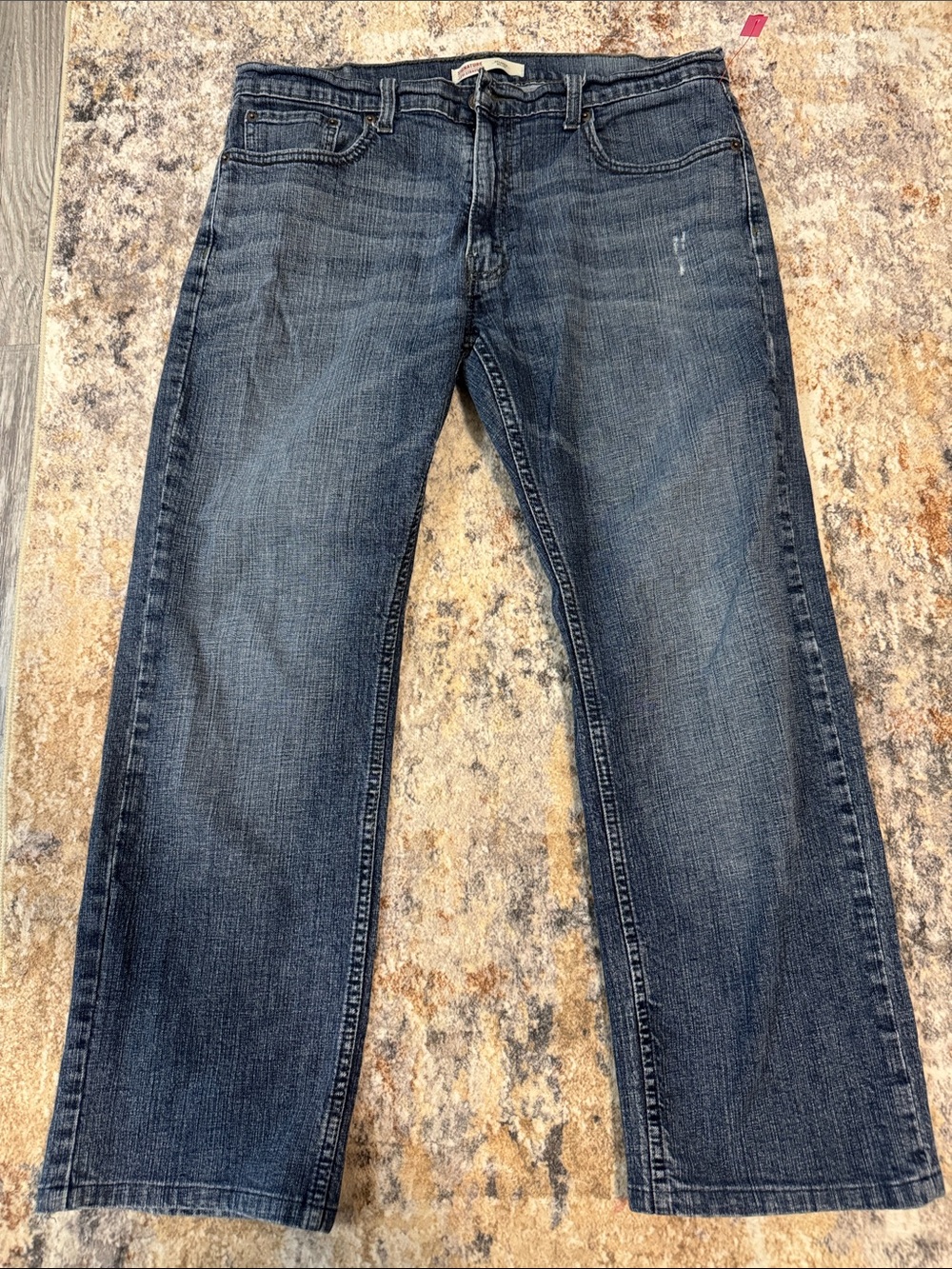 Levi's Relaxed Straight Jeans in Dark Blue Wash